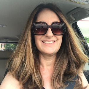 Meet your Posher, Amy